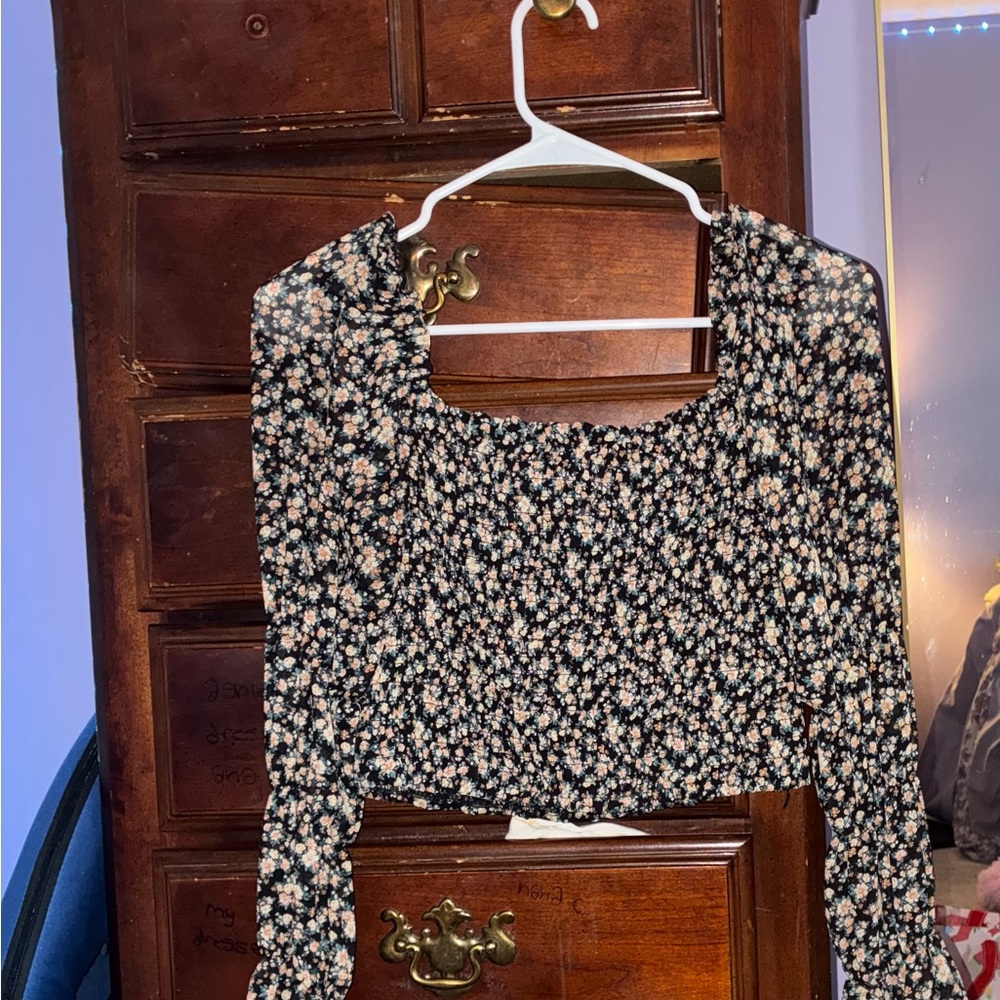 Wild Fable Black and White Floral Blouse